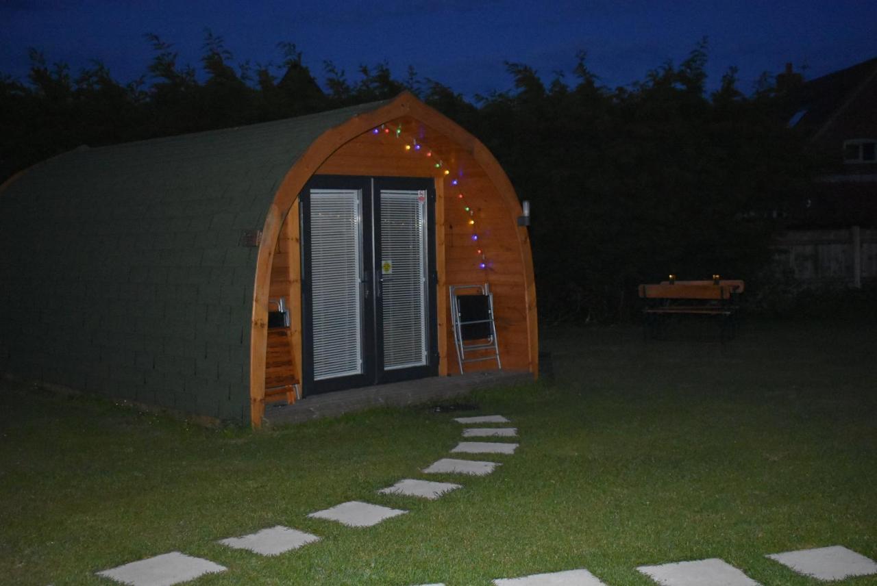 Lanterns Shepherds Huts & Glamping Happisburgh Esterno foto