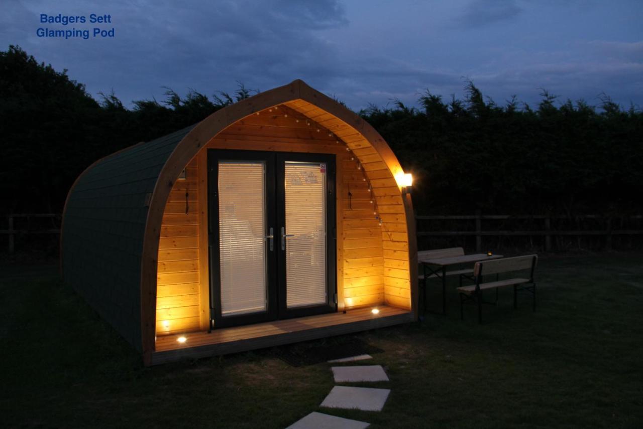 Lanterns Shepherds Huts & Glamping Happisburgh Esterno foto