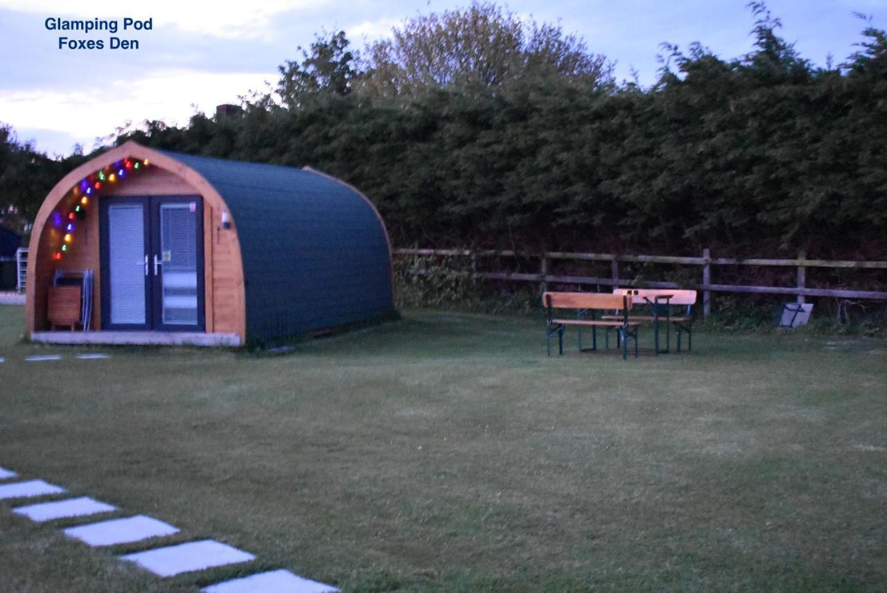 Lanterns Shepherds Huts & Glamping Happisburgh Esterno foto