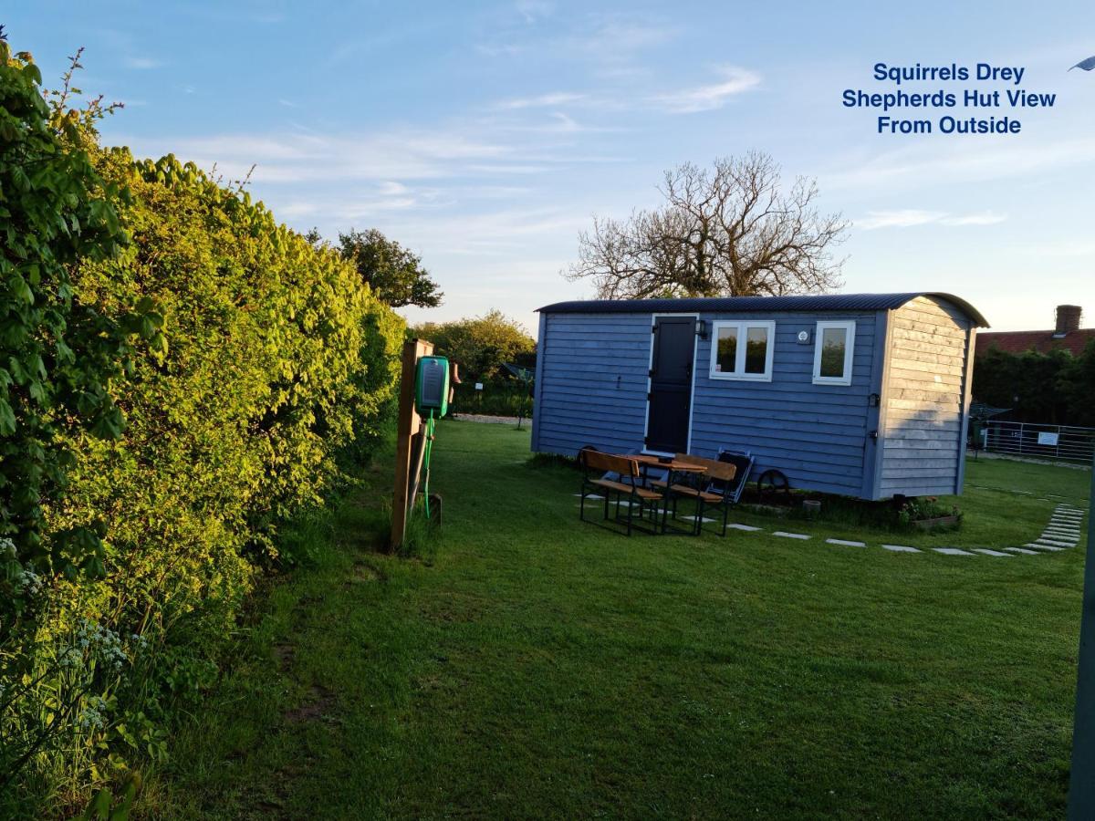 Lanterns Shepherds Huts & Glamping Happisburgh Esterno foto