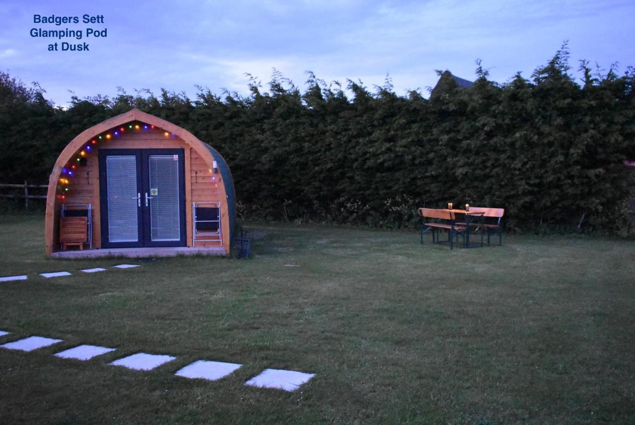 Lanterns Shepherds Huts & Glamping Happisburgh Esterno foto