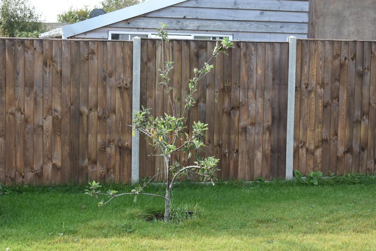 Lanterns Shepherds Huts & Glamping Happisburgh Esterno foto