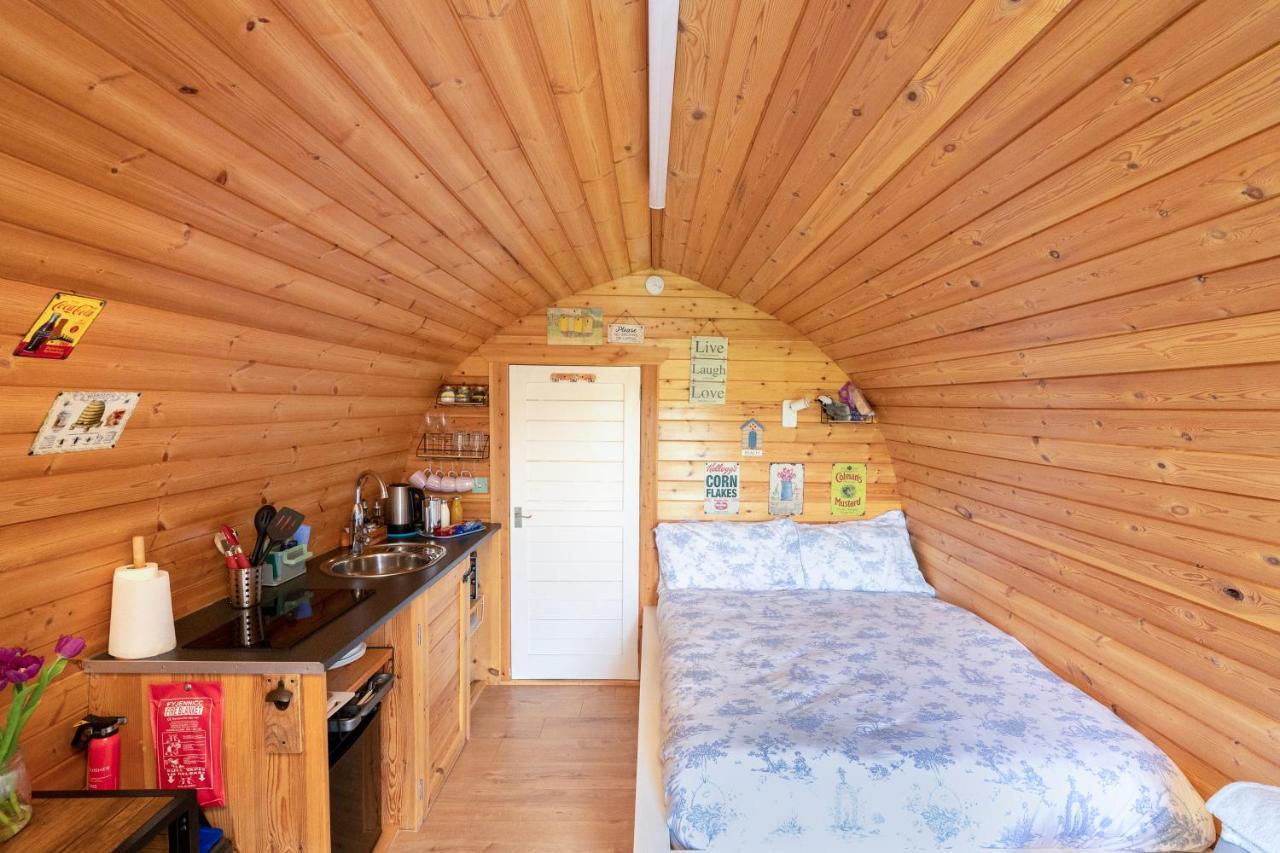 Lanterns Shepherds Huts & Glamping Happisburgh Esterno foto
